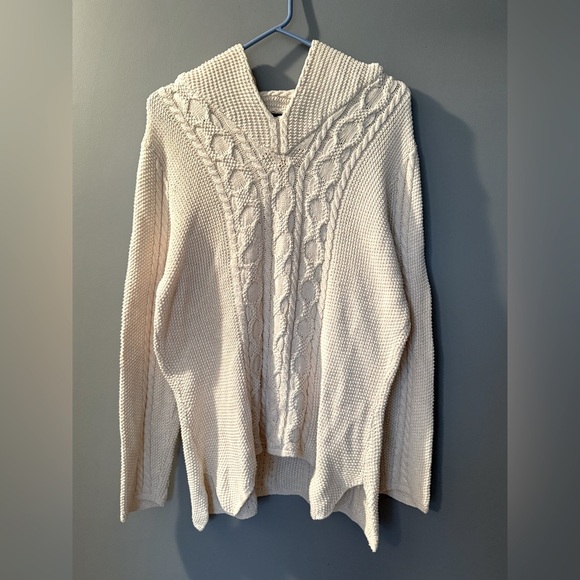Jeanne Pierre Women's Sz L Hooded Cable Knit Pullover V-Neck Sweater PTP 19" - Picture 1 of 4